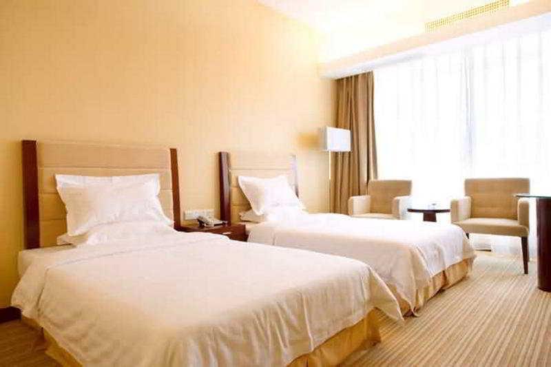 Long Zhou Grand Hotel Kuangcsou Kültér fotó